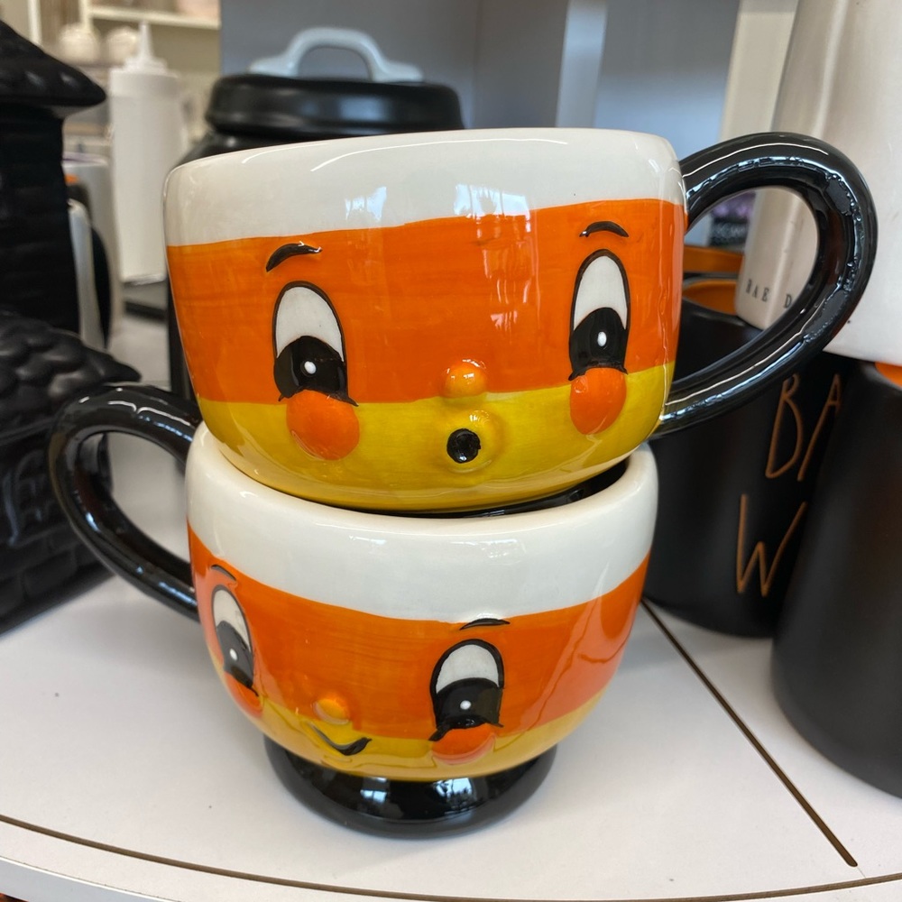 One Johanna Parker mug - Picture 2 of 2